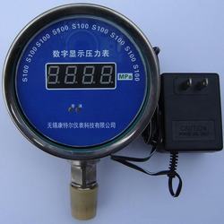 “西安數(shù)顯面板安裝壓力表“/