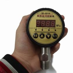 “貴陽電感數(shù)顯機油壓力表“/